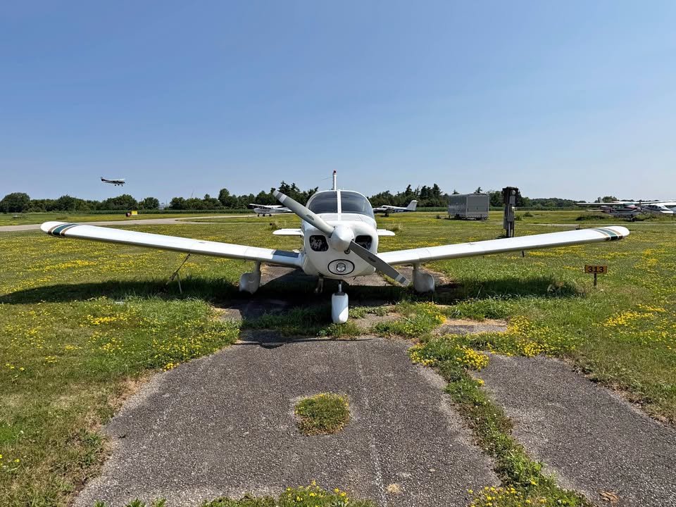 1963 Piper PA-28-150, photo 2