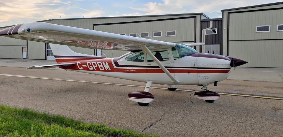 1976 Cessna 182P, photo 1