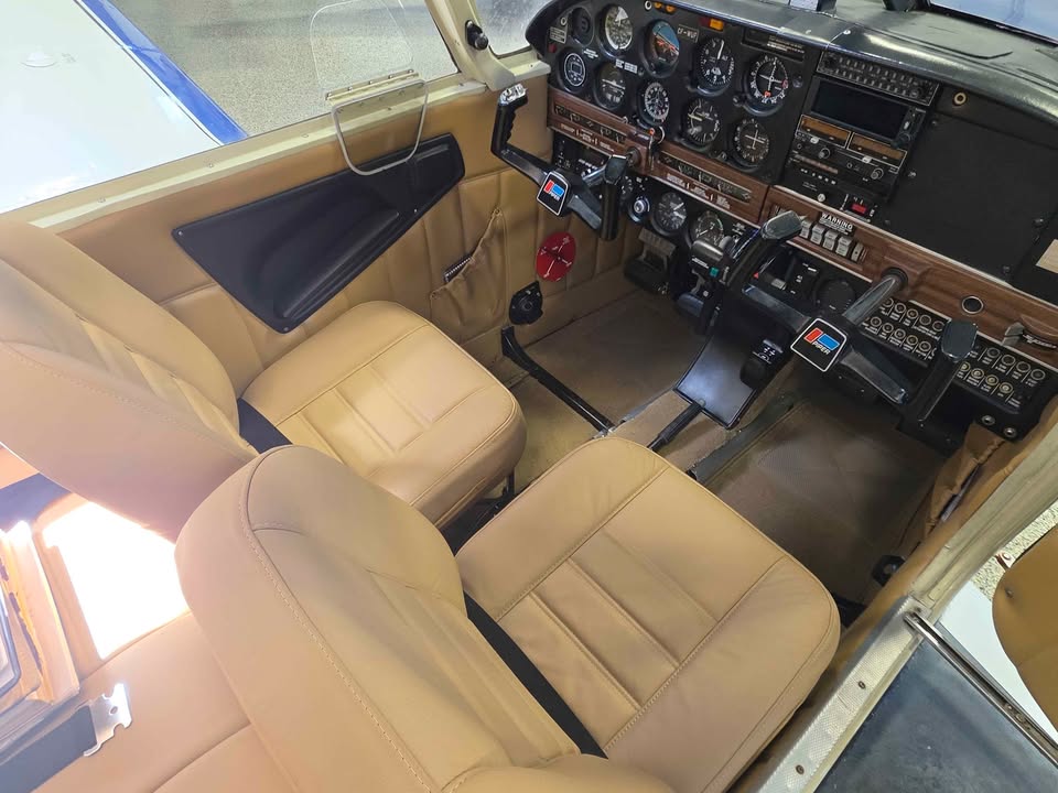 1967 Piper PA-28R-180, photo 10