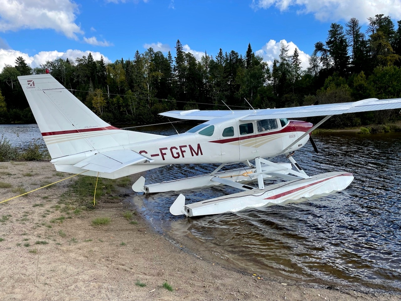 1974 Cessna U206F, photo 2