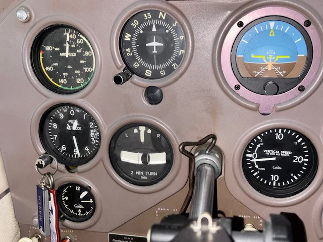 1964 Cessna 172E, photo 8